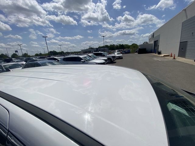 Used 2024 Chrysler Voyager LX image 12