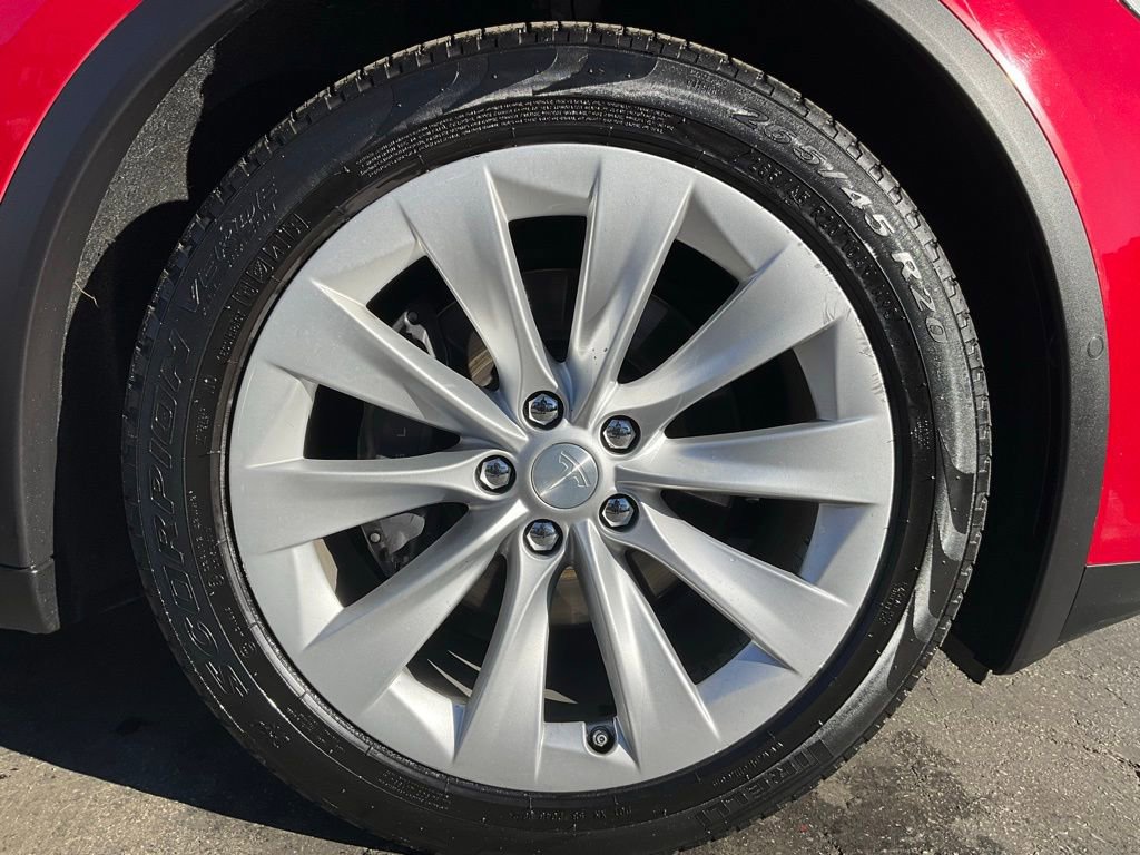 Used 2017 Tesla Model X 75D image 93