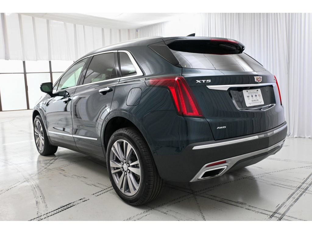 Certified 2025 Cadillac XT5 Premium Luxury AWD/4WD image 5