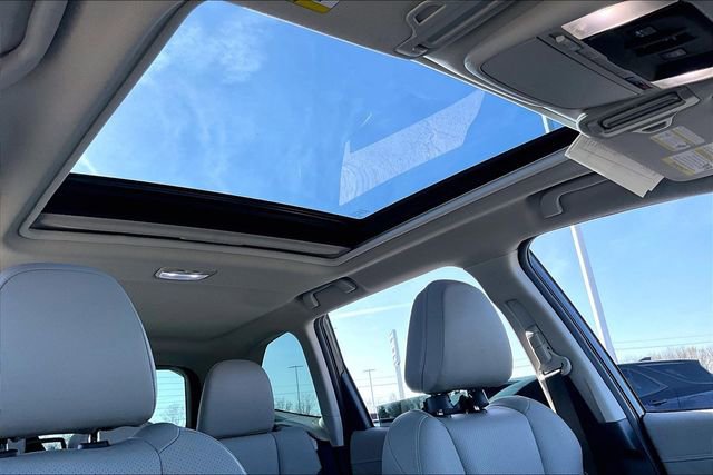 Used 2023 Subaru Forester Limited image 27