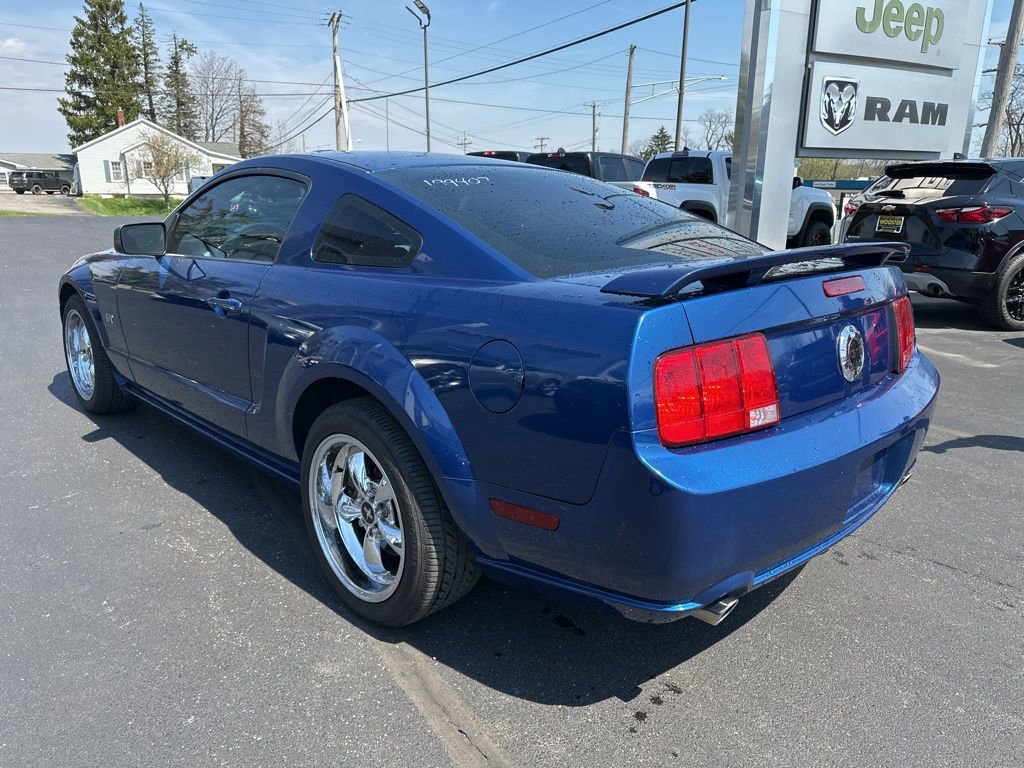 Used 2008 Ford Mustang GT Premium RWD image 2