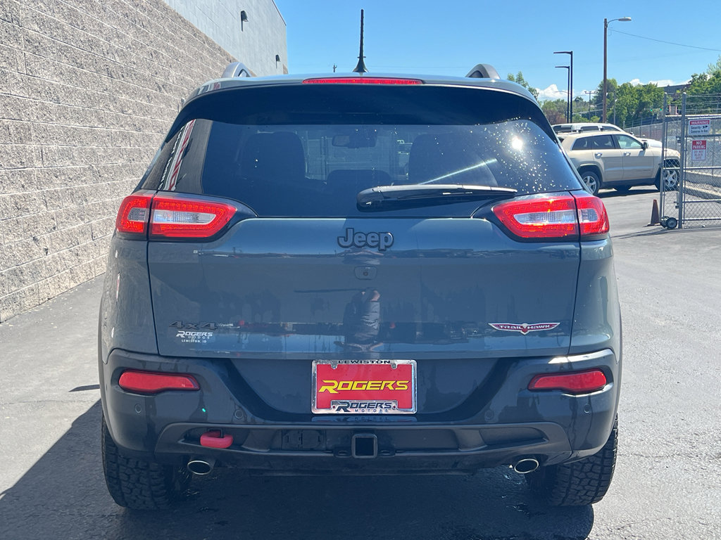 Used 2015 Jeep Cherokee Trailhawk w/ Comfort/Convenience Group AWD/4WD image 7