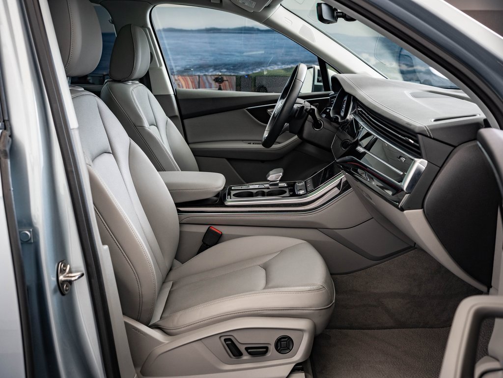 Used 2024 Audi Q7 3.0T Premium Plus image 21