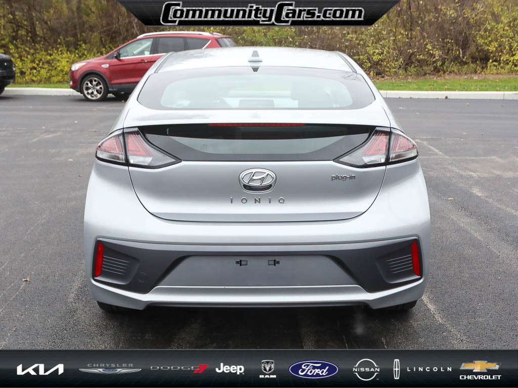 Used 2020 Hyundai Ioniq SEL image 6