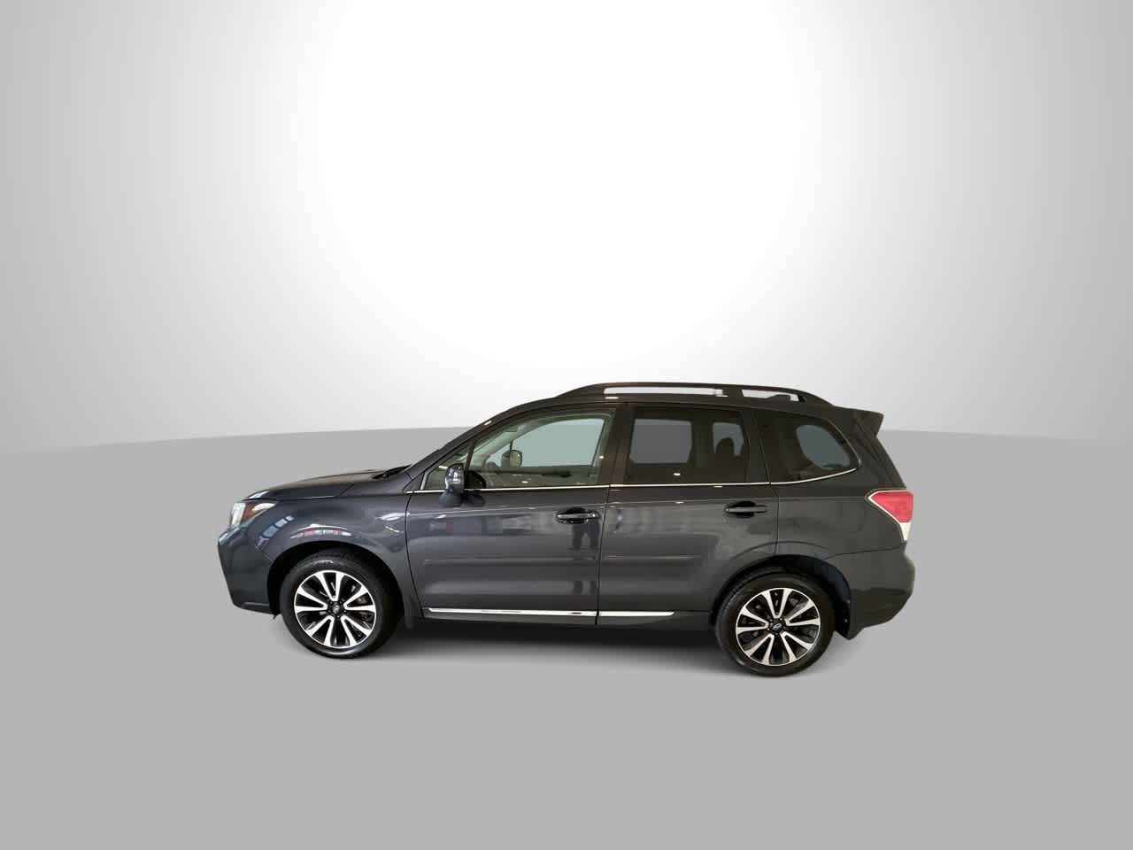 Used 2017 Subaru Forester 2.0XT Touring AWD/4WD image 5