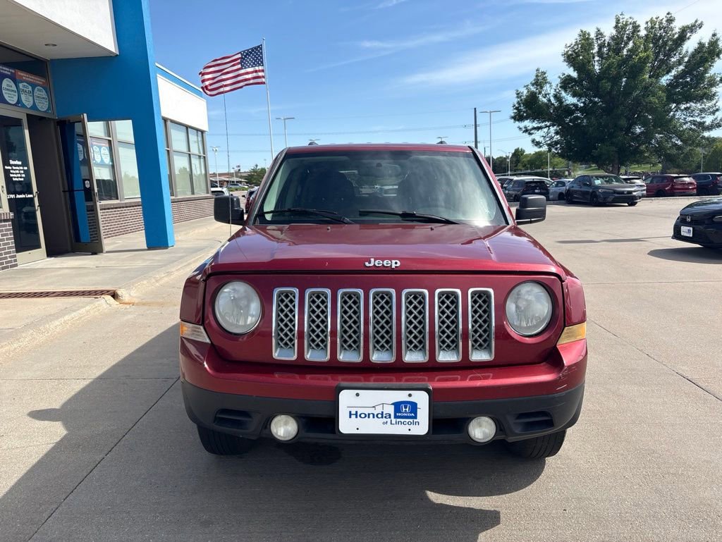 Used 2014 Jeep Patriot Sport w/ Power Value Group FWD image 2