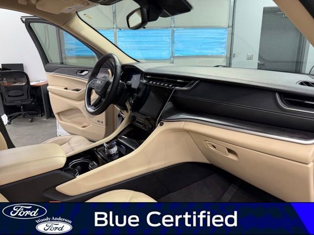 Used 2022 Jeep Grand Cherokee L Limited AWD/4WD image 28
