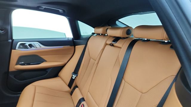 Used 2025 BMW i4 xDrive40i w/ Premium Package AWD/4WD image 30