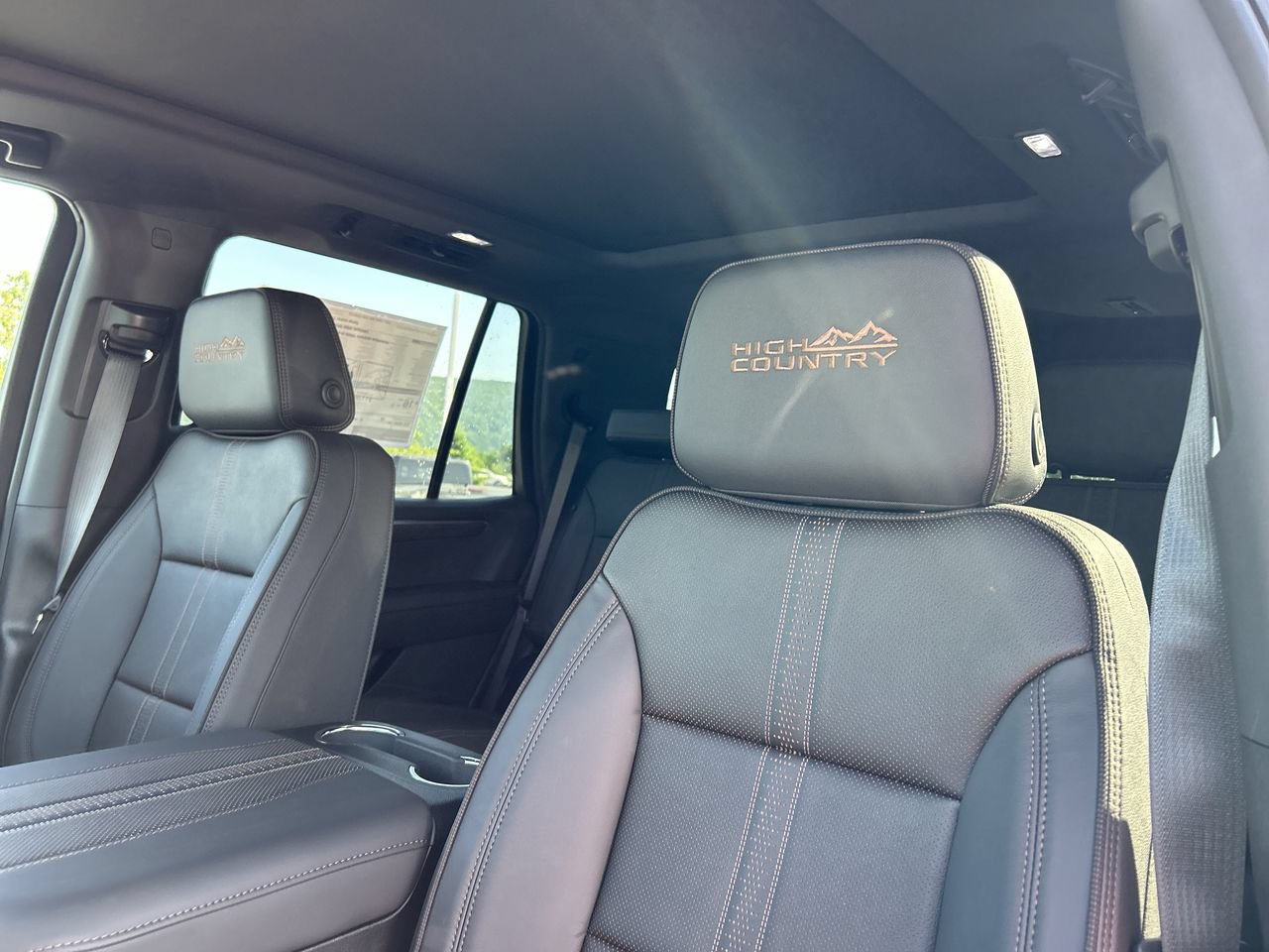 New 2026 Chevrolet Tahoe High Country w/ Sun And Tow Package AWD/4WD image 23