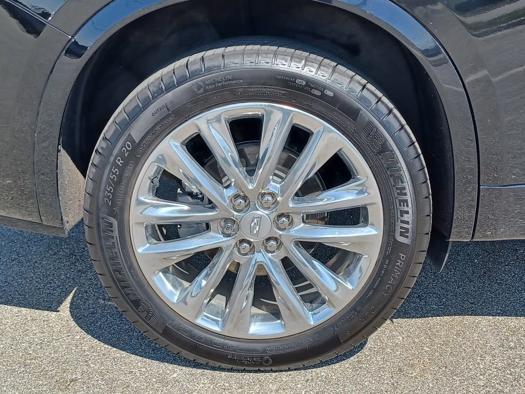 Used 2025 Cadillac XT6 Premium Luxury w/ LPO, Floor Liner Package AWD/4WD image 5