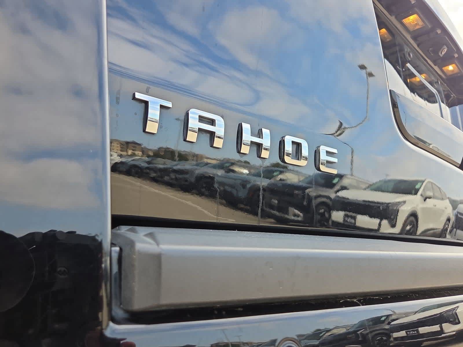 Used 2015 Chevrolet Tahoe LT RWD image 12