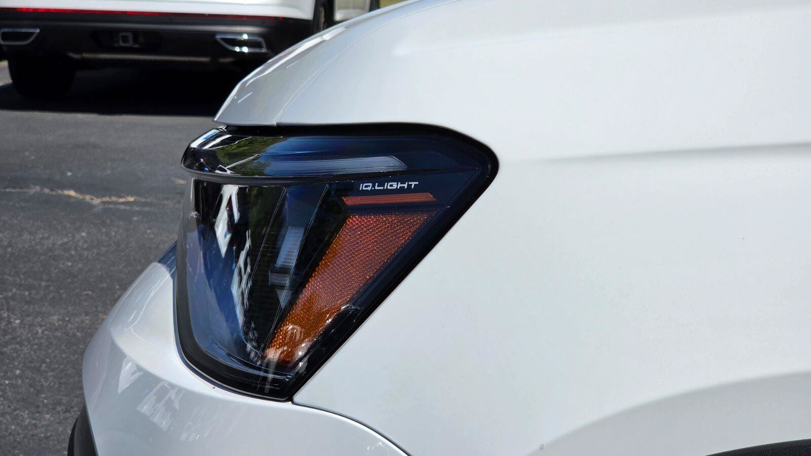 New 2027 Volkswagen Taos SE FWD image 10
