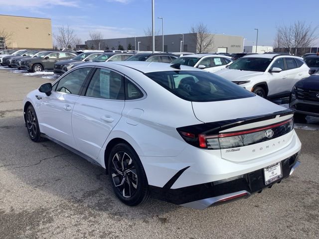 Used 2025 Hyundai Sonata SEL FWD image 8