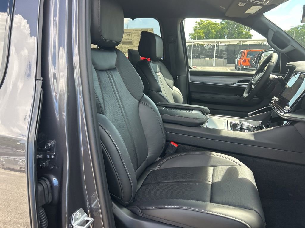 New 2025 Jeep Wagoneer Series II image 22