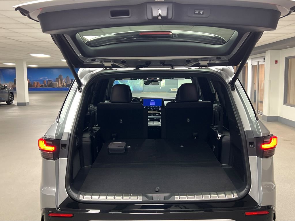 New 2026 Lexus TX 500h AWD image 29