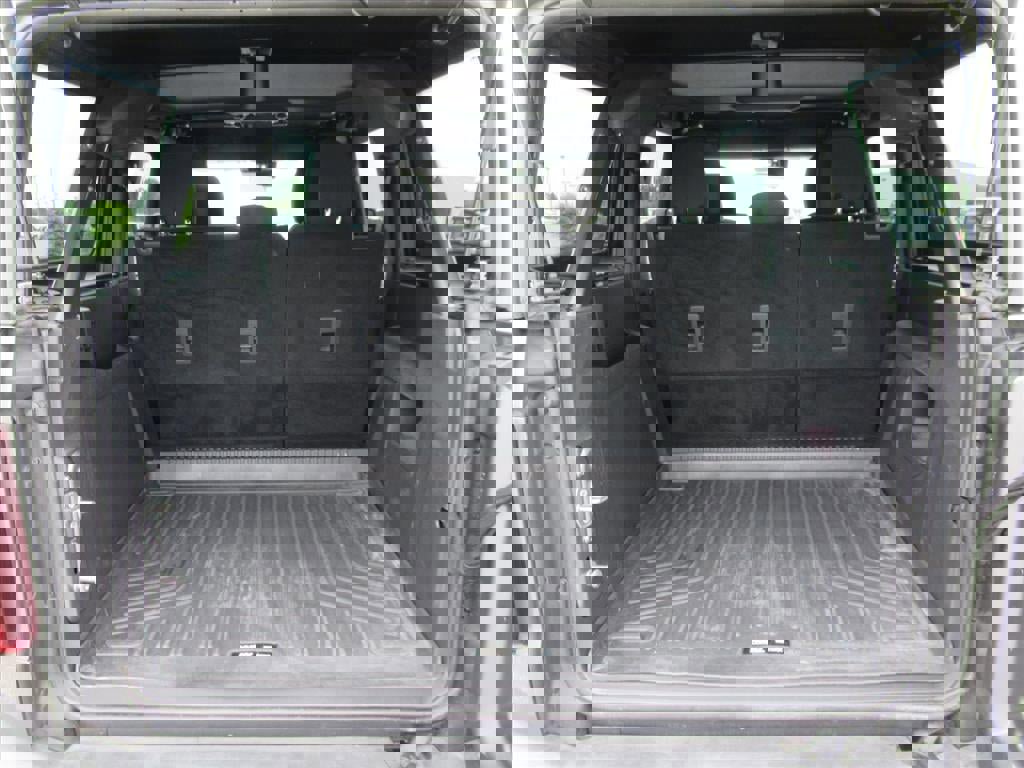 Used 2022 Ford Bronco 4-Door AWD/4WD image 31