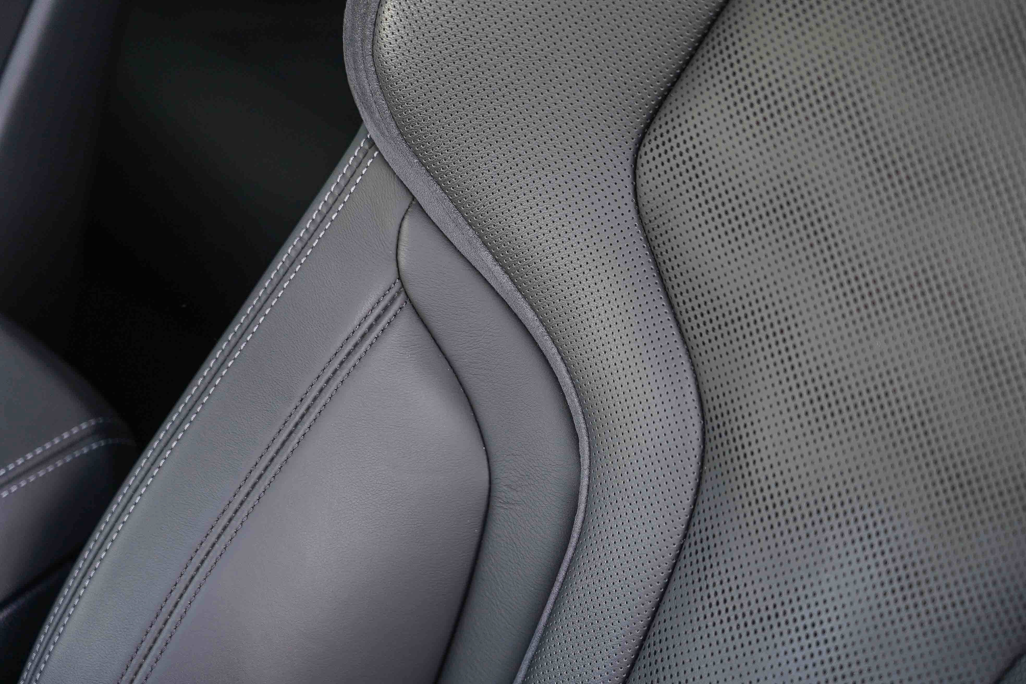 Used 2024 BMW M4 xDrive Competition w/ Executive Package image 38