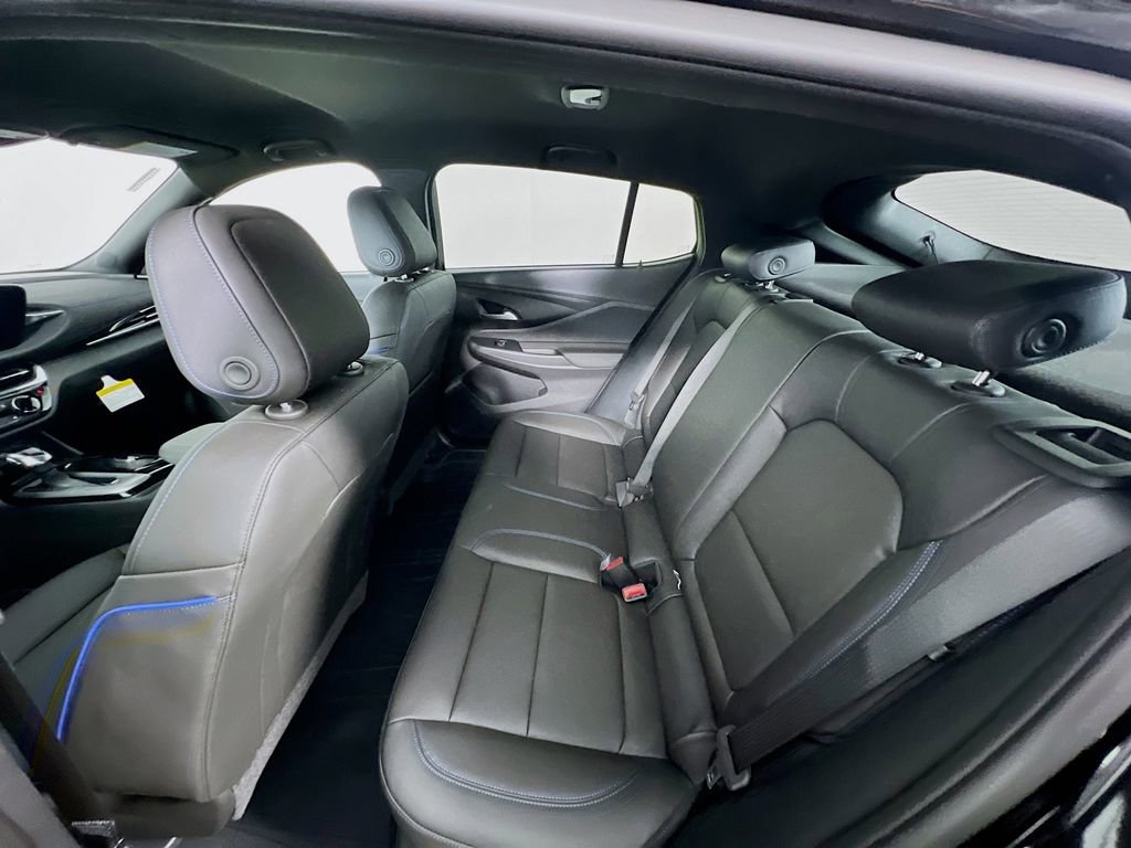 New 2026 Buick Envista Sport Touring w/ Convenience I Package FWD image 21