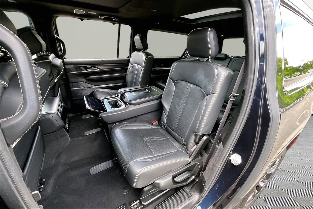 Used 2024 Jeep Grand Wagoneer L Series II w/ Quick Order Packagew 28T AWD/4WD image 16