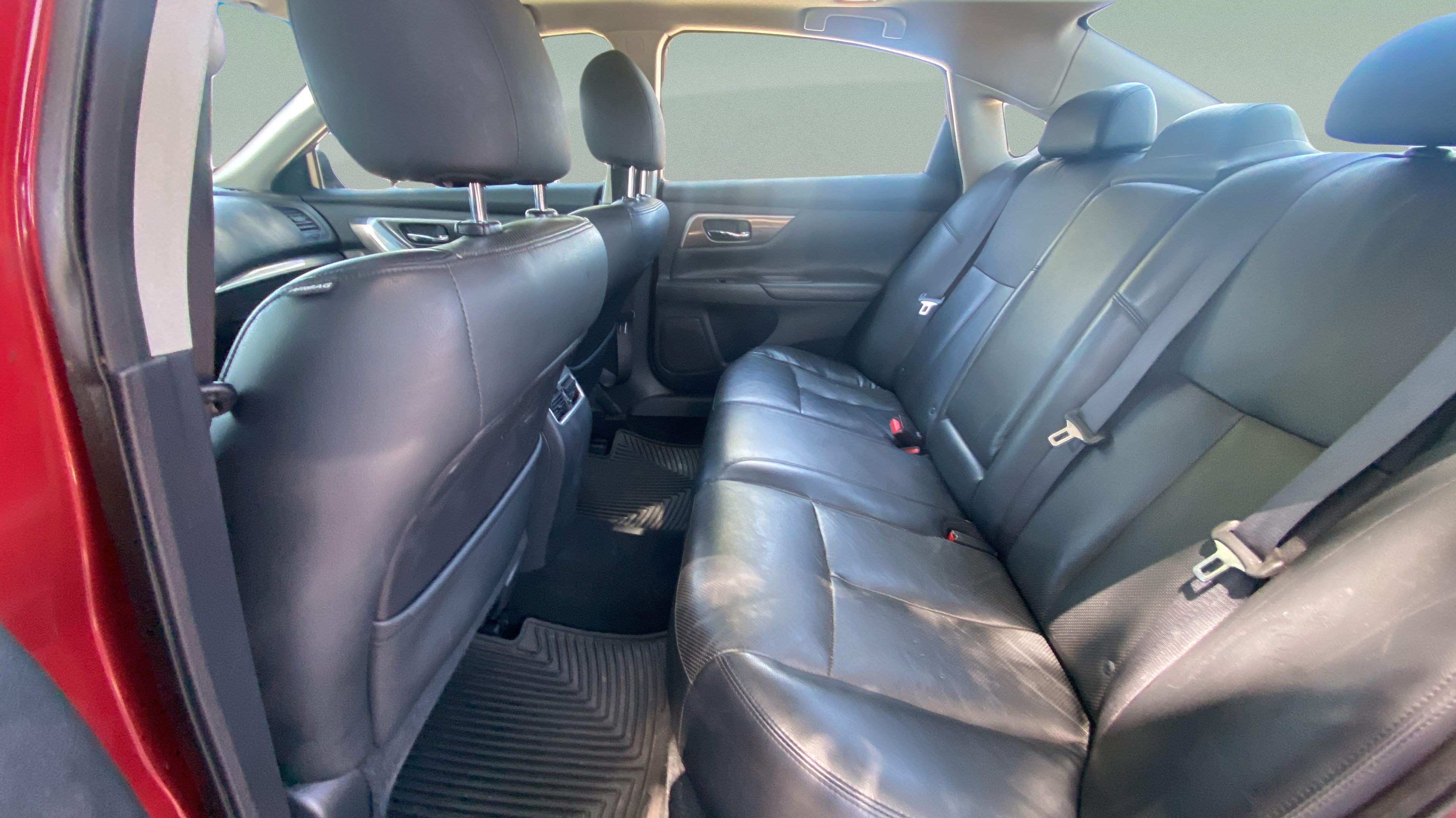 Used 2015 Nissan Altima 3.5 SL FWD image 21