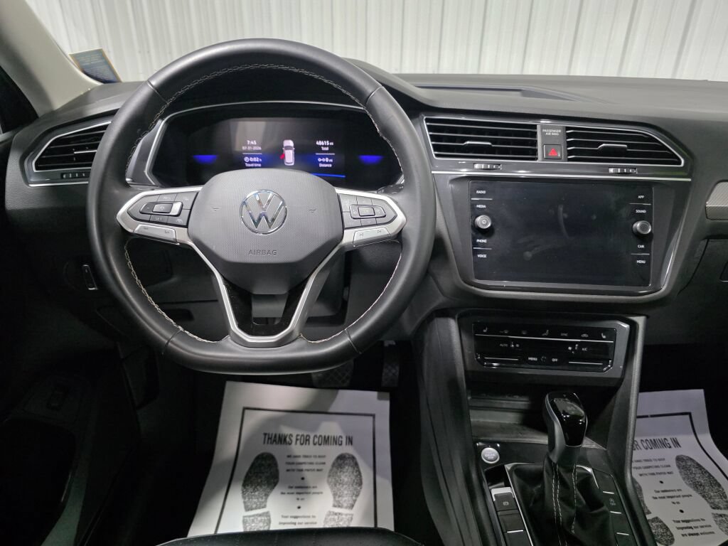Used 2024 Volkswagen Tiguan SE AWD/4WD image 8