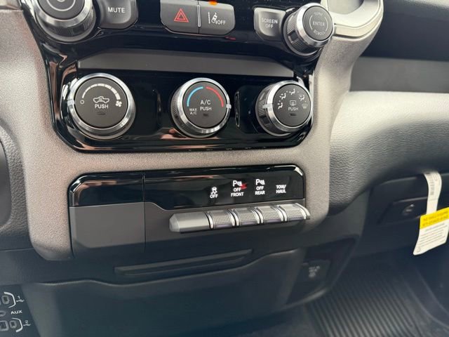 New 2026 RAM 1500 Classic Warlock image 19