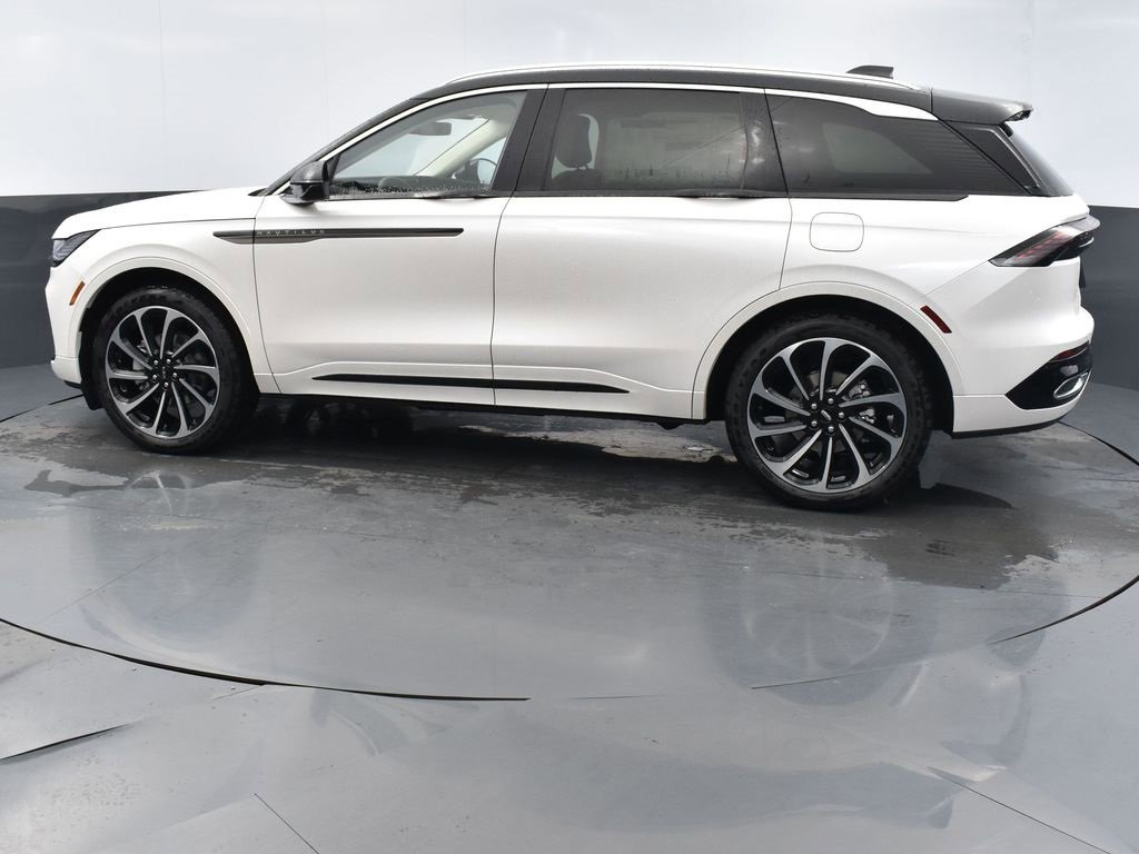 New 2026 Lincoln Nautilus Black Label image 2