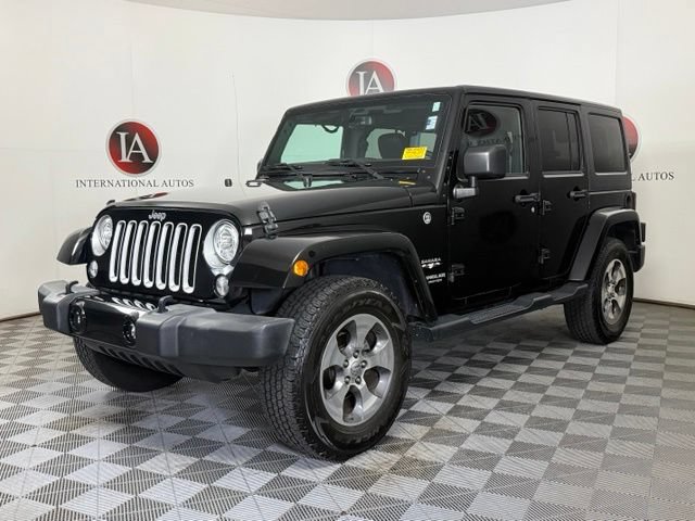 Used 2017 Jeep Wrangler Unlimited Sahara w/ Connectivity Group AWD/4WD image 2