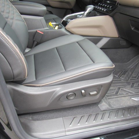 Used 2025 GMC Canyon Denali AWD/4WD image 14