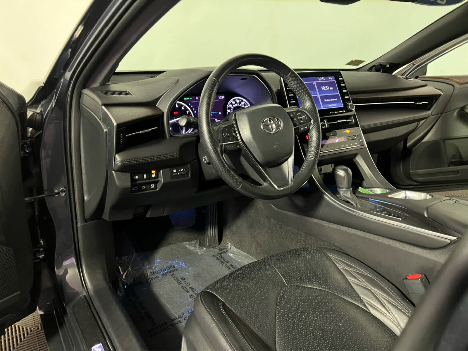 Used 2022 Toyota Avalon Limited w/ Advanced Safety Package FWD image 22