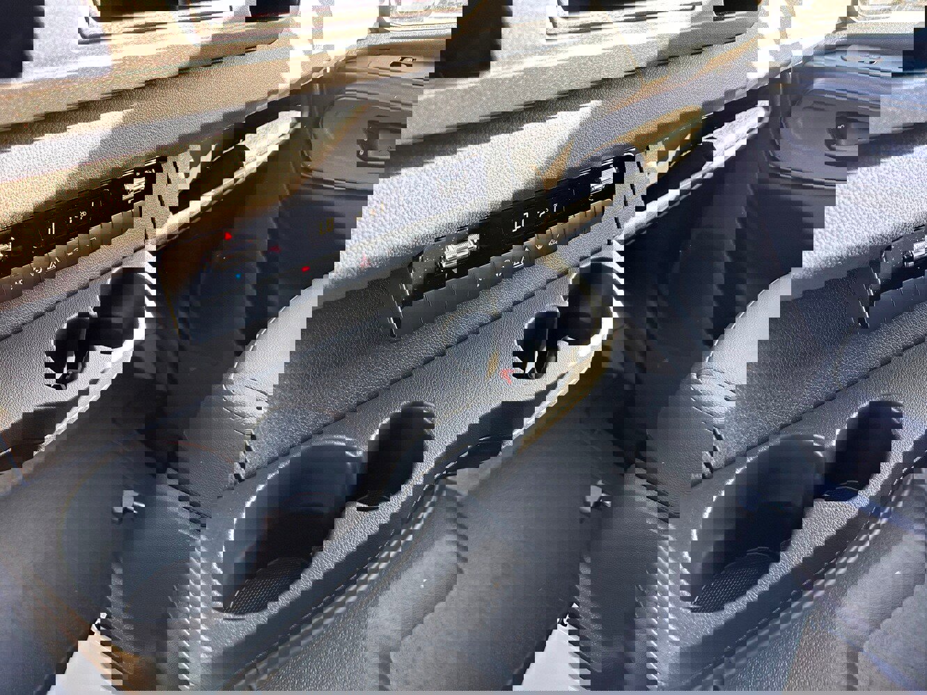 Used 2025 Mercedes-Benz Sprinter 2500 image 18