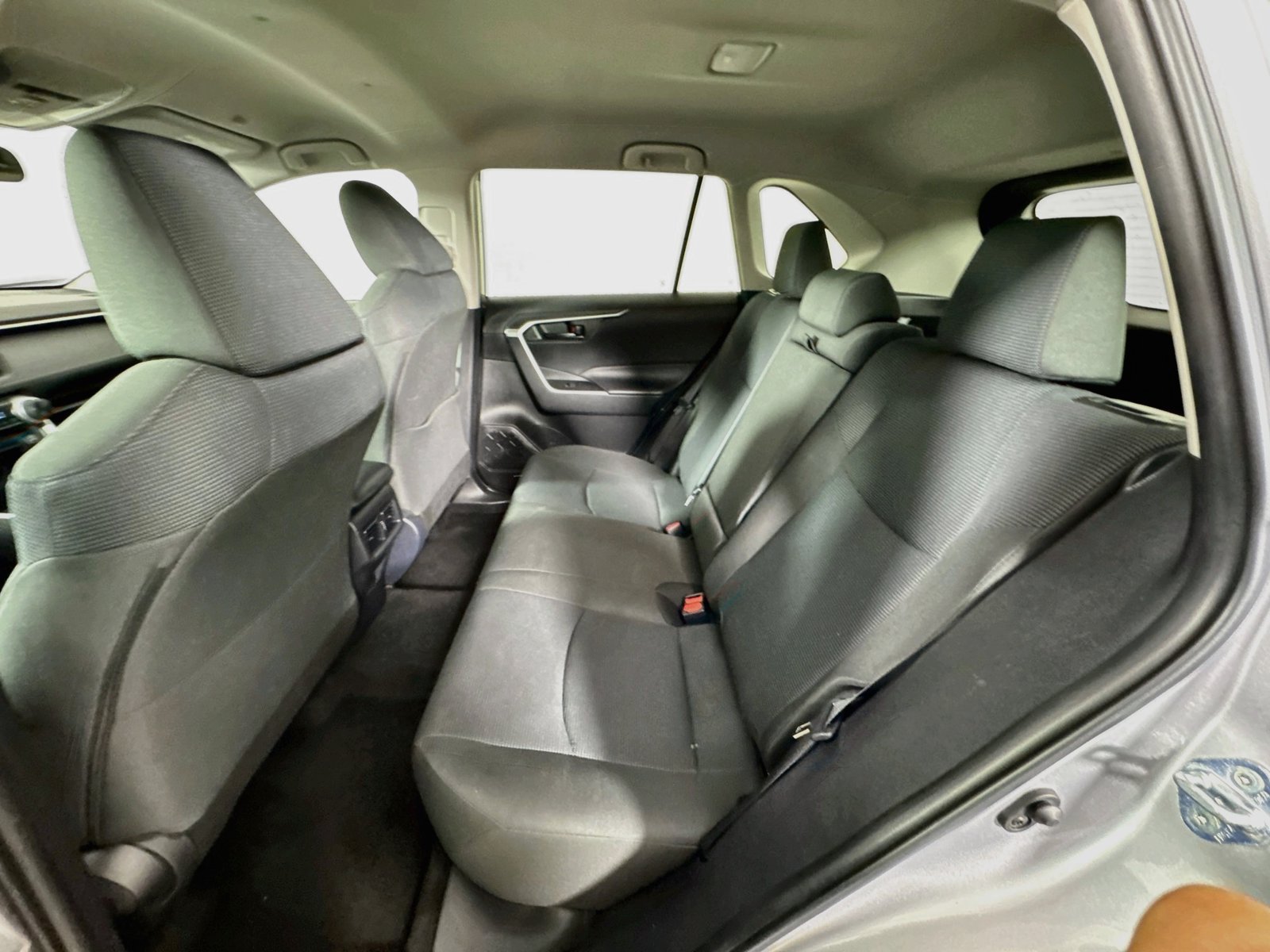 Used 2025 Toyota RAV4 LE AWD/4WD image 21
