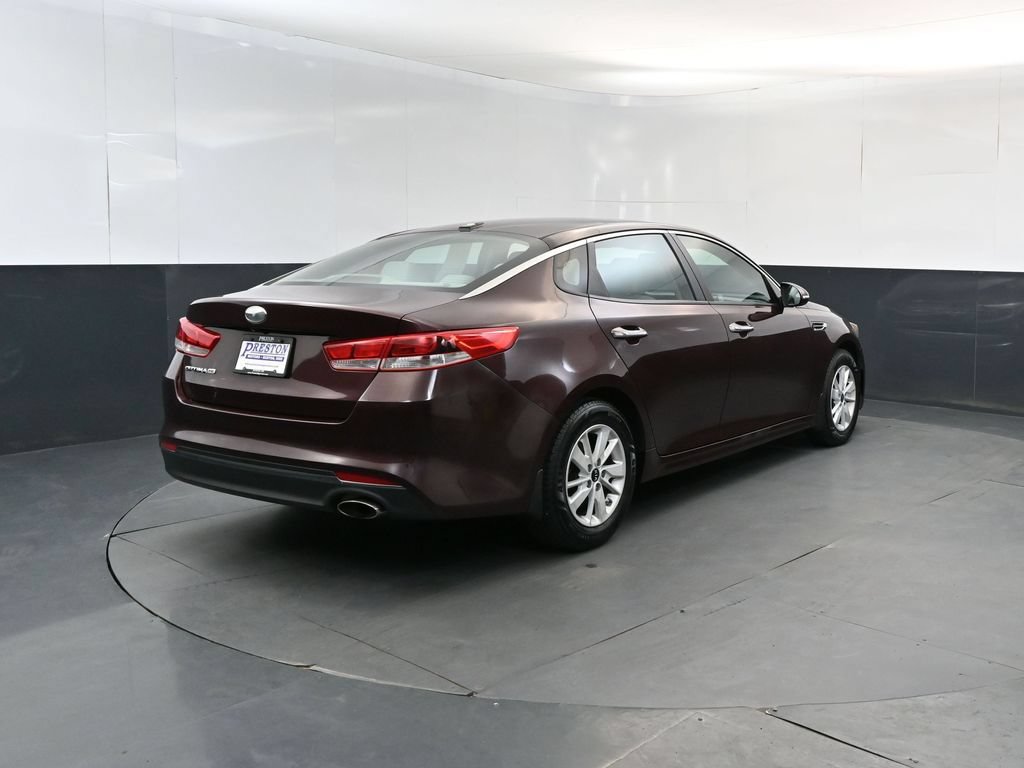 Used 2016 Kia Optima LX FWD image 5