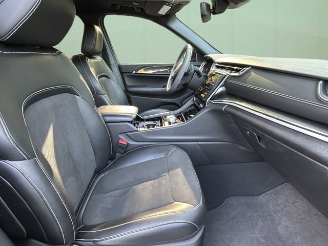 Certified 2023 Jeep Grand Cherokee Altitude image 35