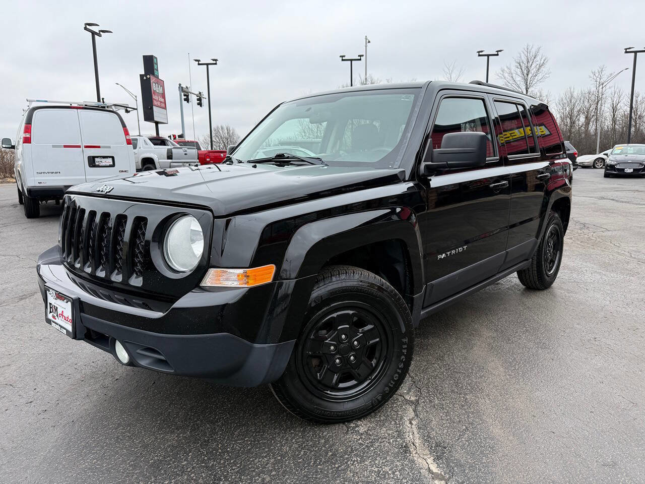 Used 2015 Jeep Patriot Sport w/ Power Value Group image 3