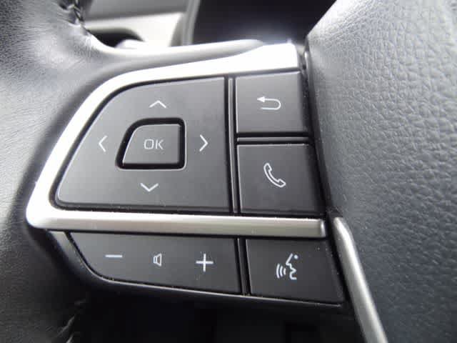 Certified 2025 Toyota Highlander LE FWD image 19