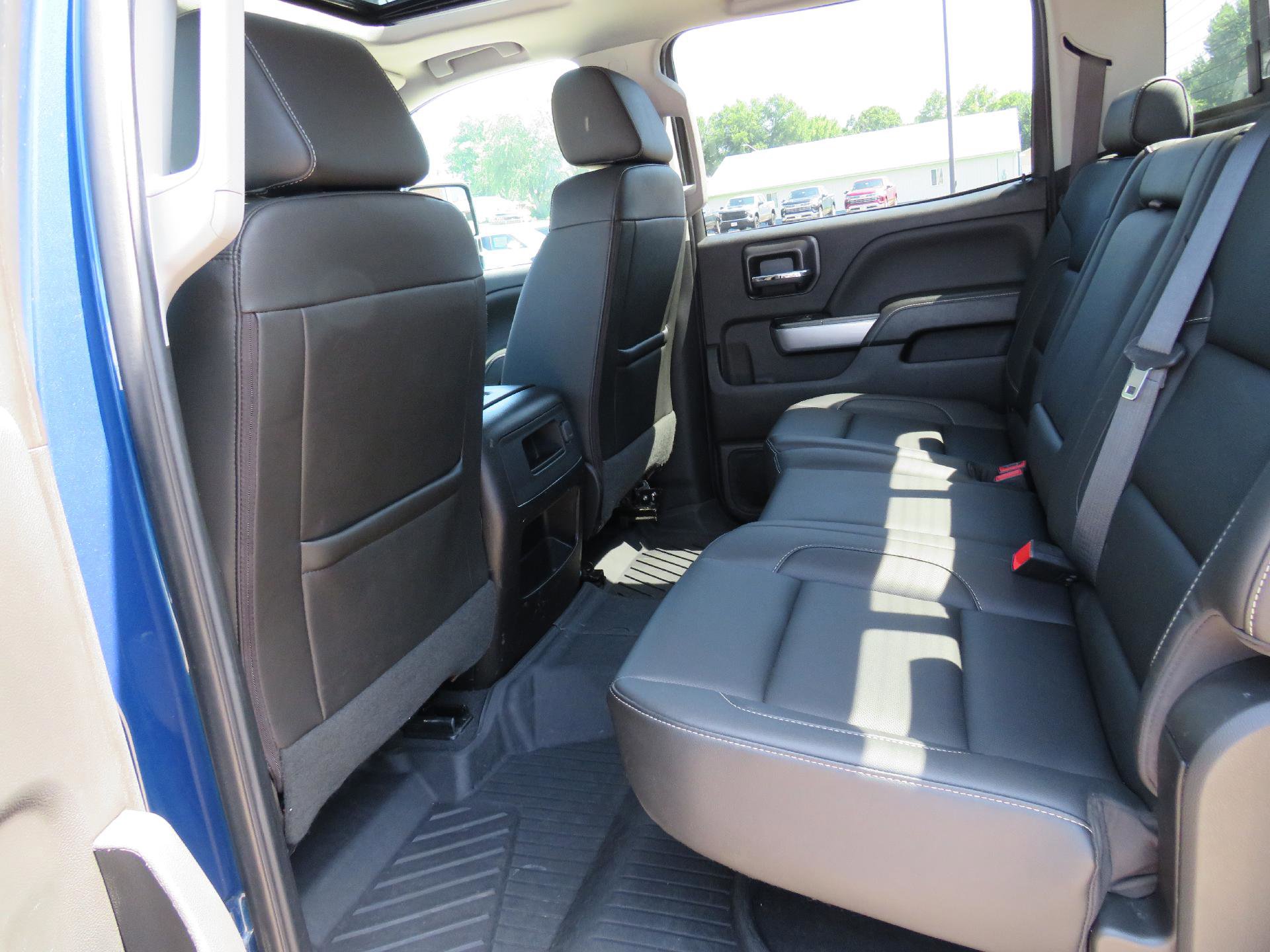 Used 2019 Chevrolet Silverado 2500 LTZ w/ Duramax Plus Package image 10