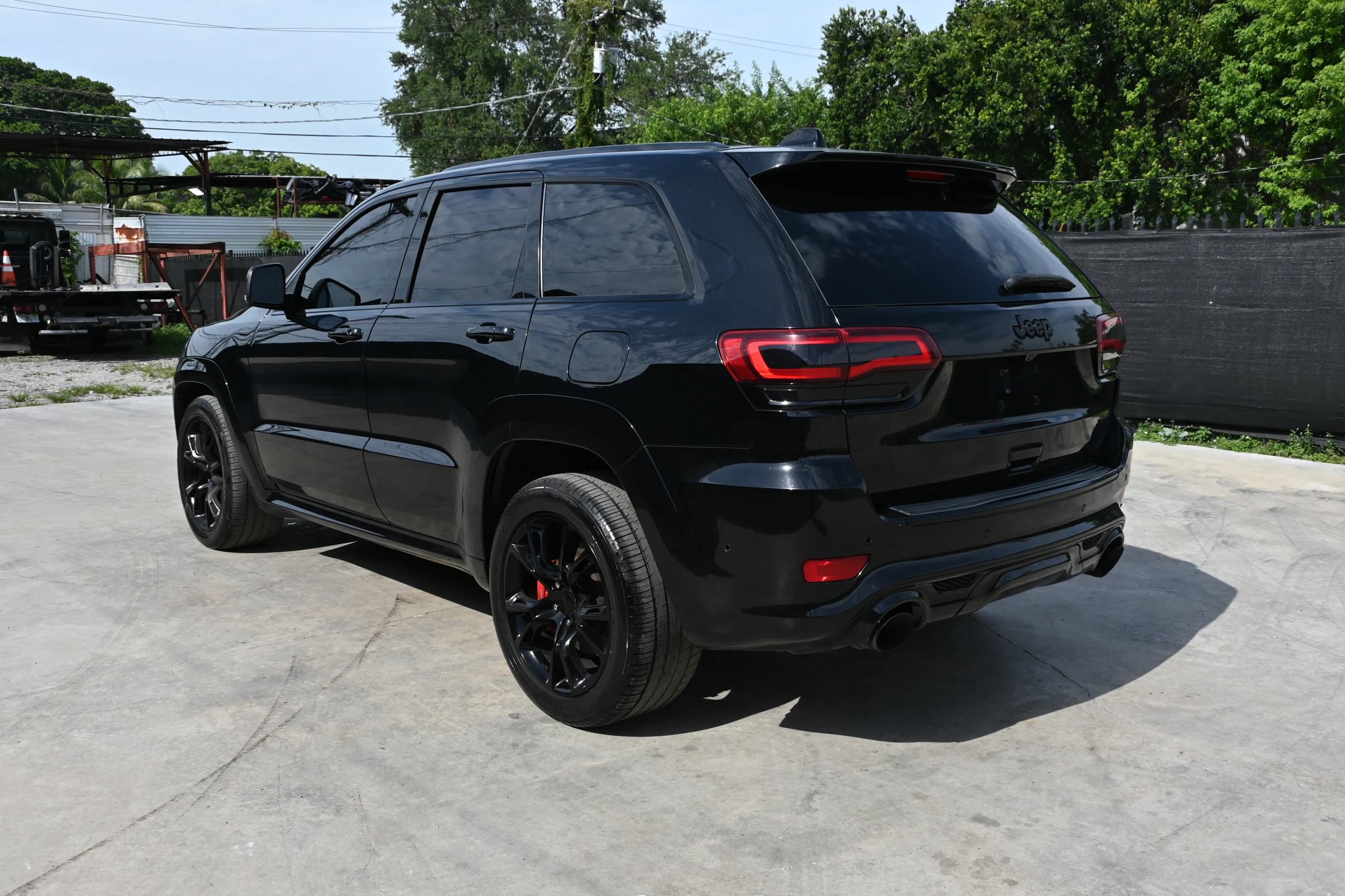 Used 2020 Jeep Grand Cherokee SRT AWD/4WD image 5