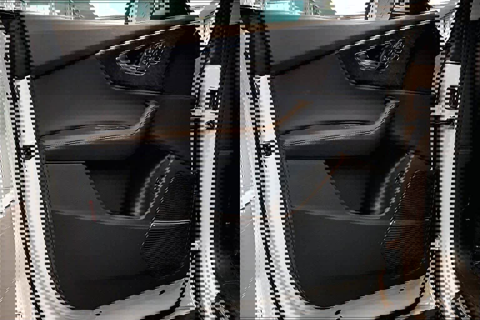 Used 2023 Audi Q8 Premium Plus w/ Premium Plus Package image 22