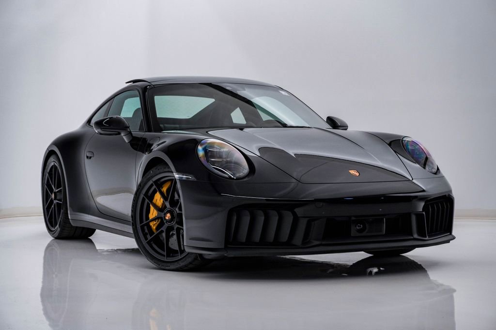 Certified 2025 Porsche 911 Carrera GTS image 8