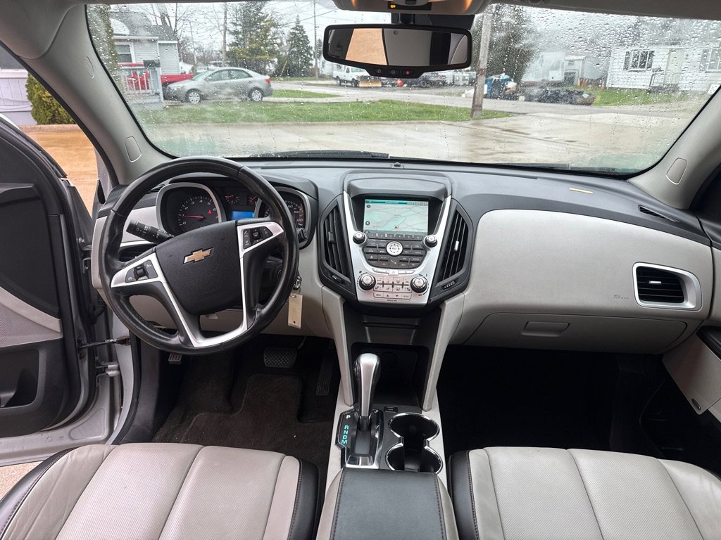 Used 2010 Chevrolet Equinox LTZ AWD/4WD image 8