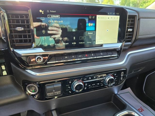 Used 2022 GMC Sierra 1500 SLT w/ SLT Premium Package AWD/4WD image 24