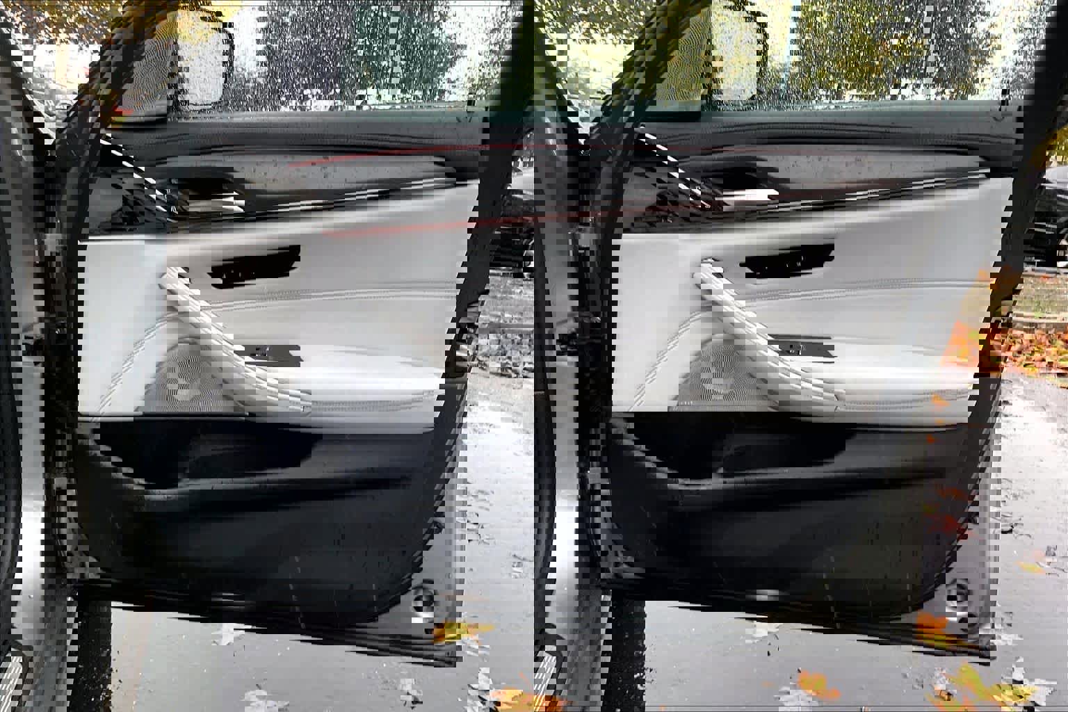 Used 2019 BMW M5 w/ Executive Package image 24