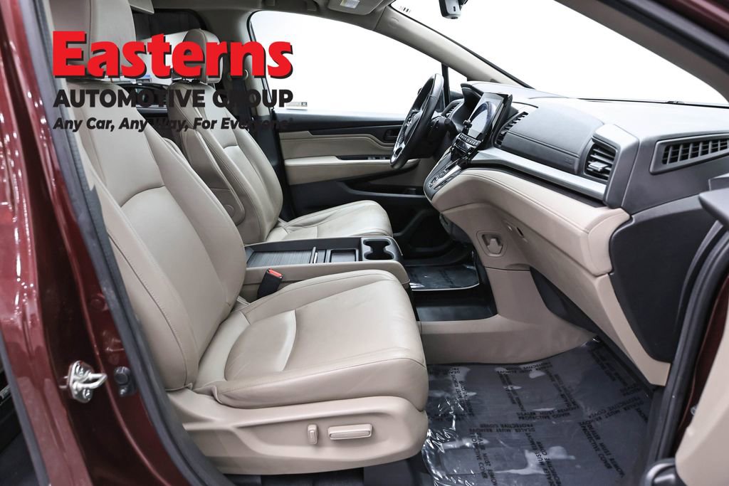 Used 2018 Honda Odyssey Touring image 25