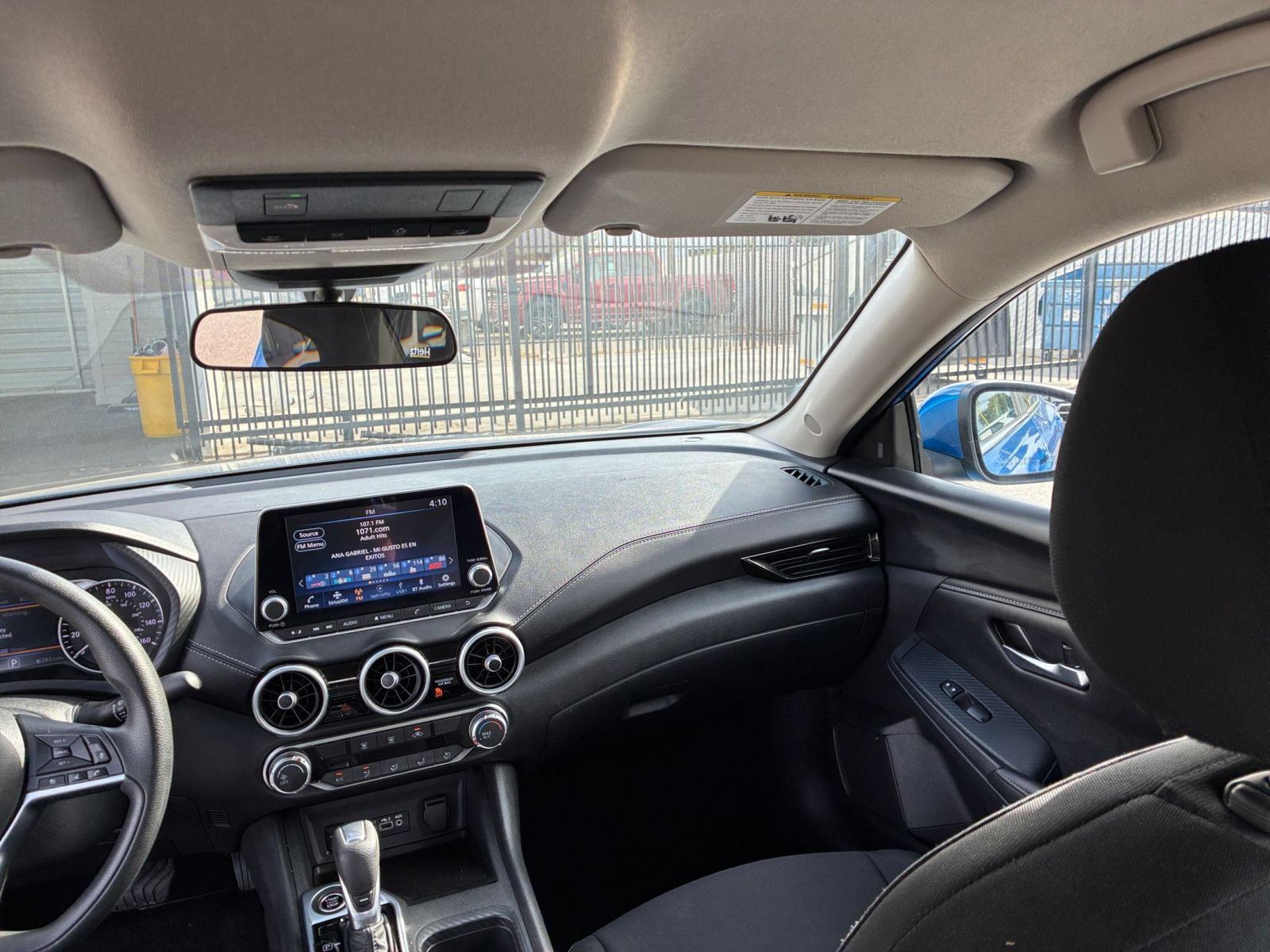 Used 2025 Nissan Sentra SV FWD image 32