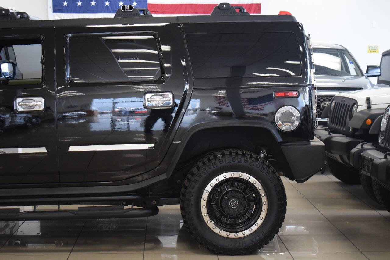 Used 2003 HUMMER H2 w/ Preferred Equipment Group image 20