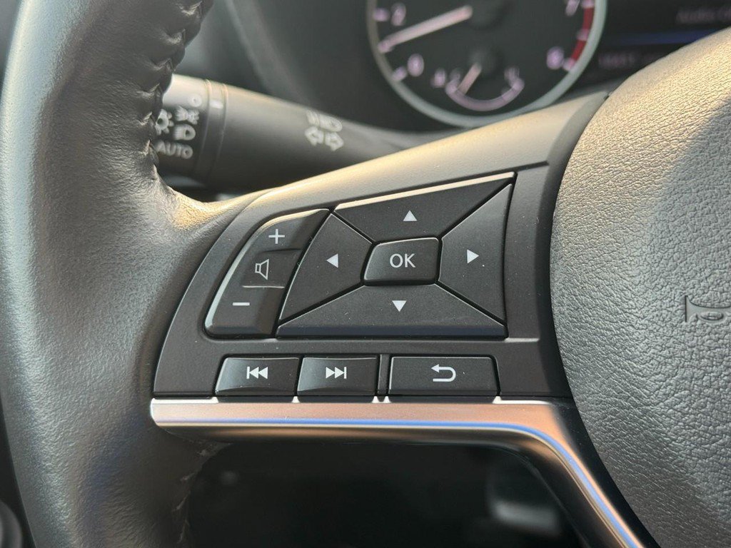 Used 2024 Nissan Sentra SV w/ All-Weather Package FWD image 23