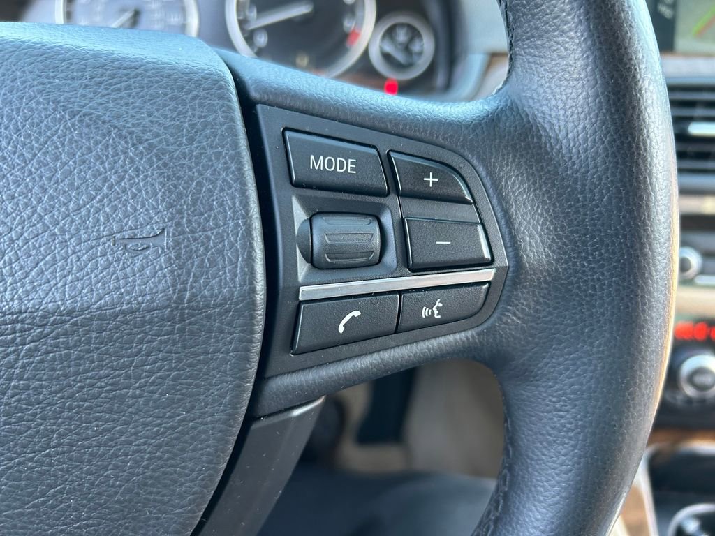 Used 2011 BMW 535i xDrive Sedan AWD/4WD image 18