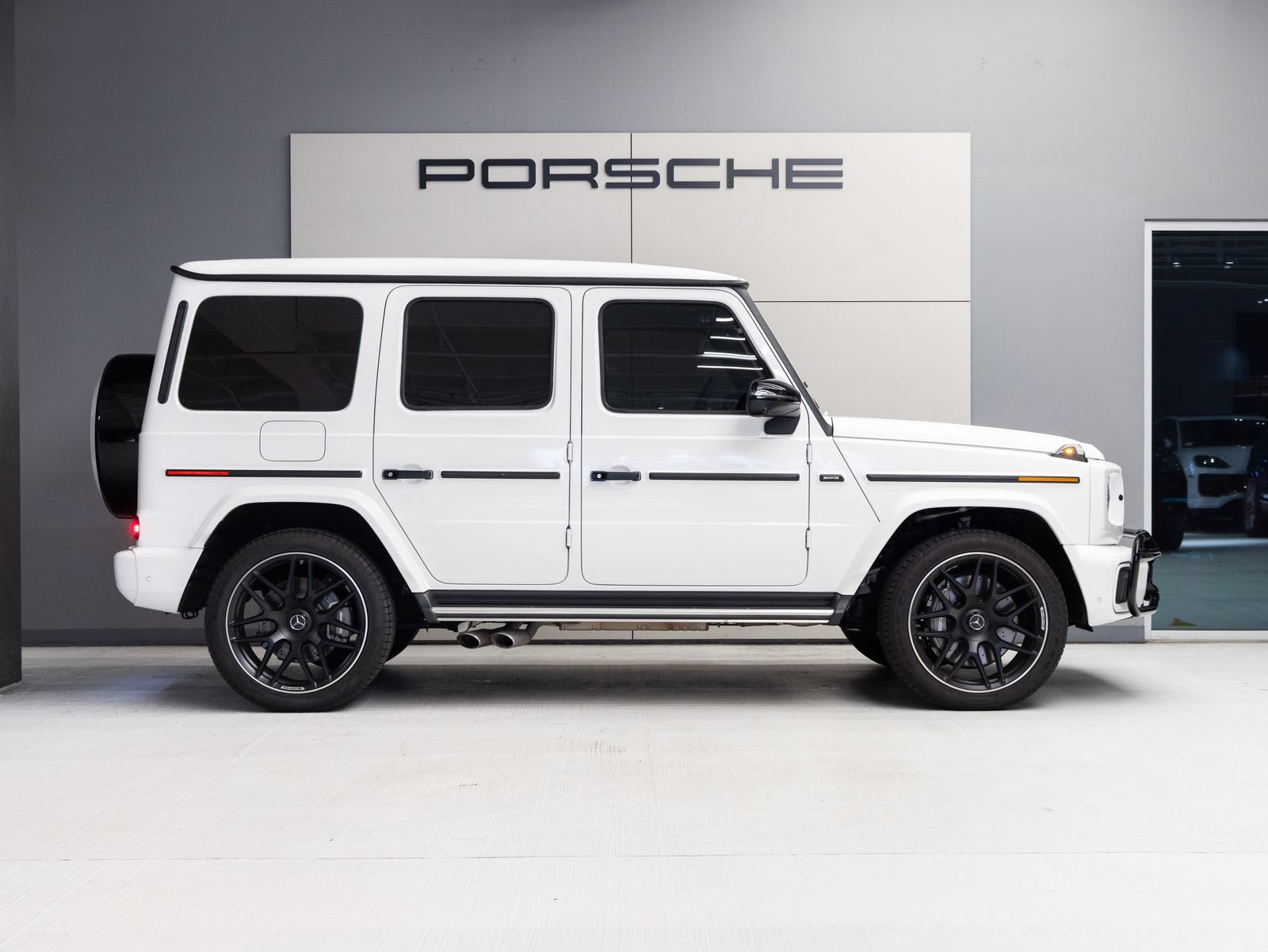 Used 2025 Mercedes-Benz G 63 AMG 4MATIC image 8