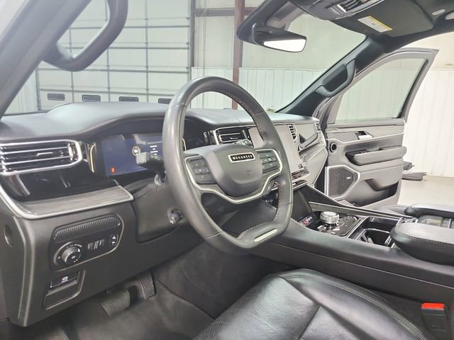 Used 2022 Jeep Wagoneer Series III w/ Premium Group I image 18